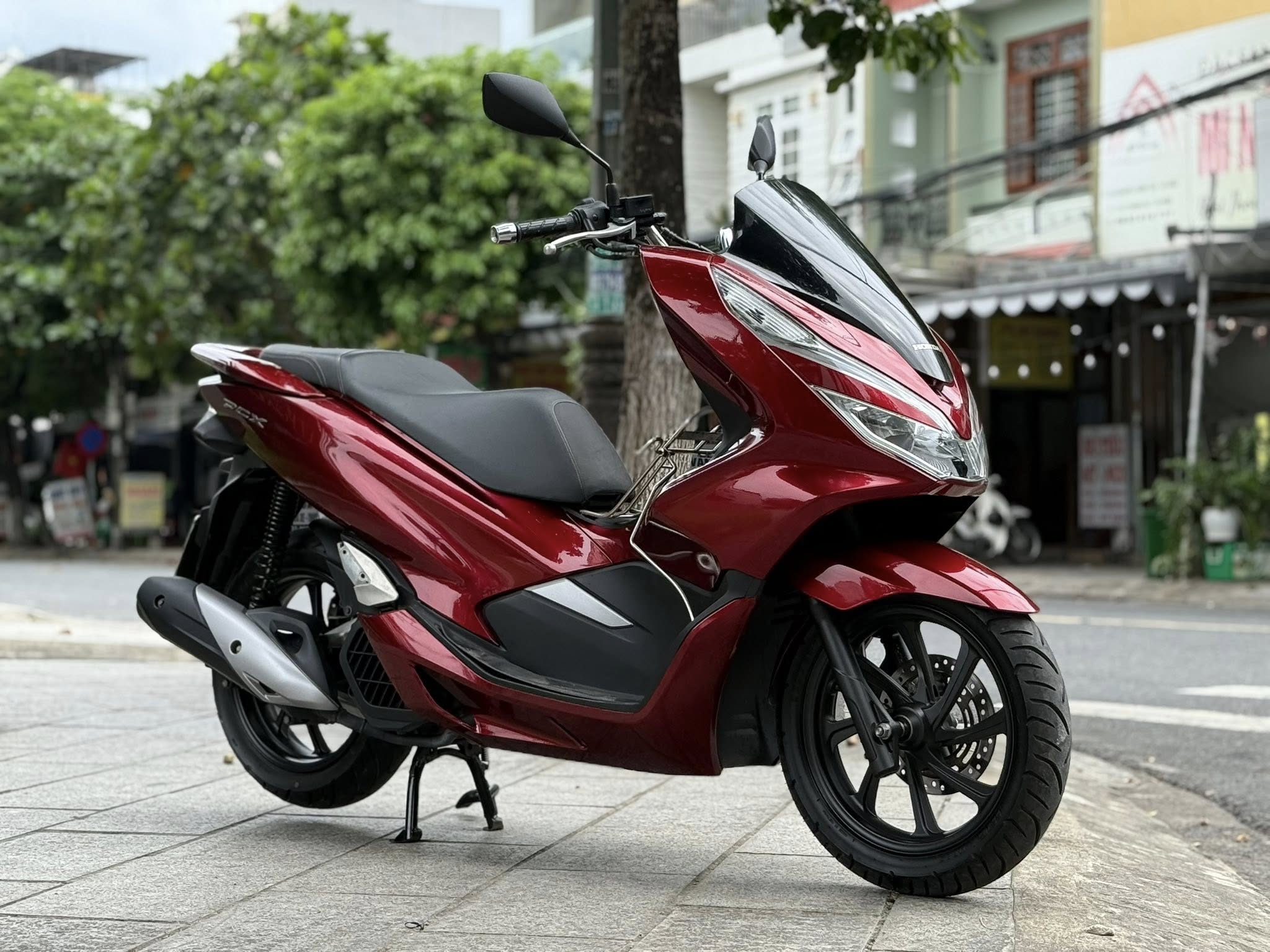 Honda PCX 150 Red