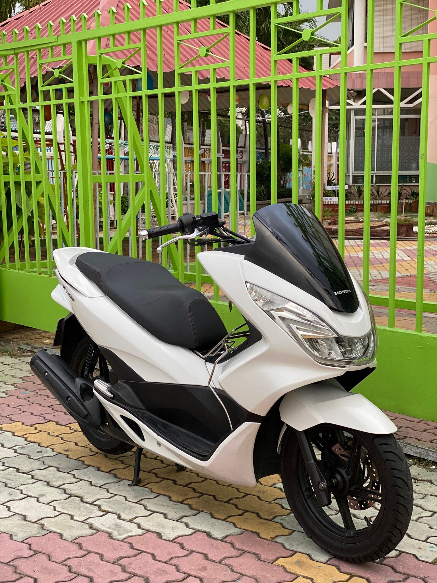 Honda PCX 125 White